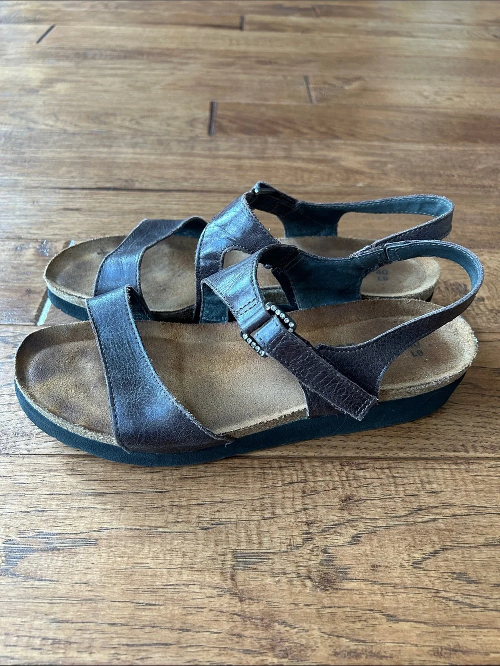 Naot Pamela Sandals Brown Leather Comfort Shoes Size 40 US Womens 9